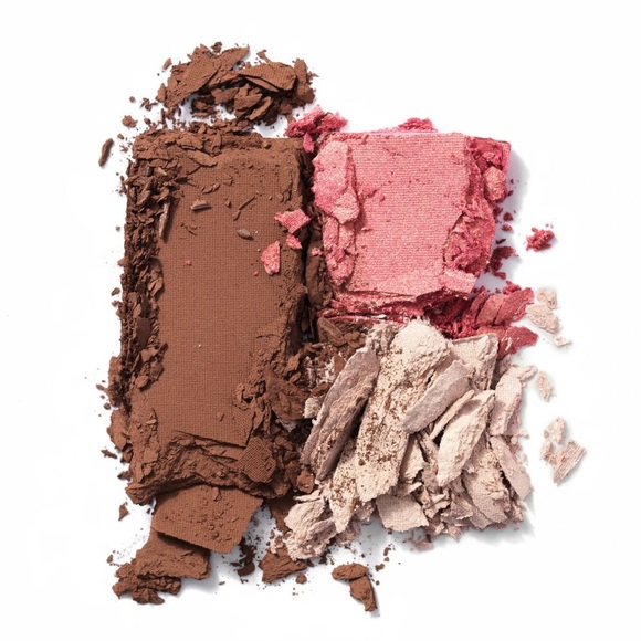 Reina Rebelde Contour Kit NEW - Picture 2 of 9